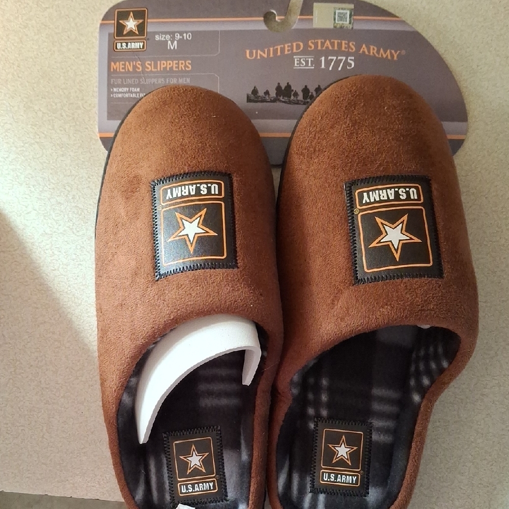 U.S. Army Brown Suede Men's Slippers